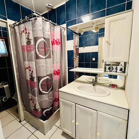 Petite Maison Cosy Le Gaucher Casa de Férias *